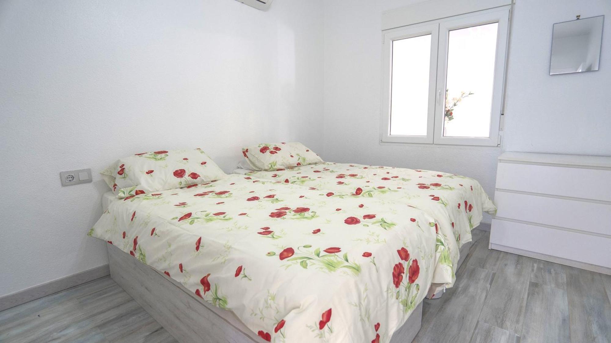 Modern Detached 4 Bed 3 Bath Villa With Private Pool Close To All Amenities Villamartin  Exterior foto